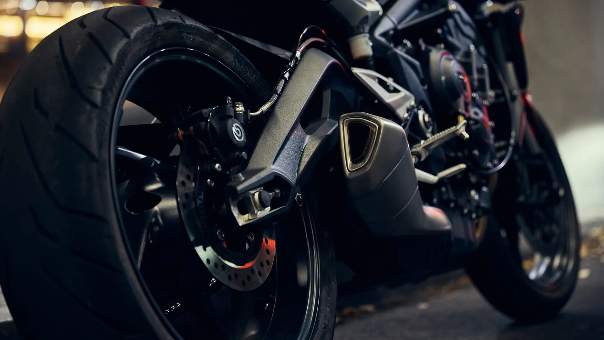 2017 street triple r discount
